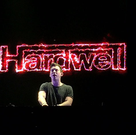 Hardwell setting the crowd alight at Ushuaia Ibiza