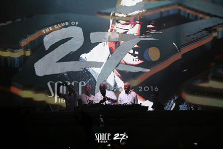 Pepe Roselló and Carl Cox on stage