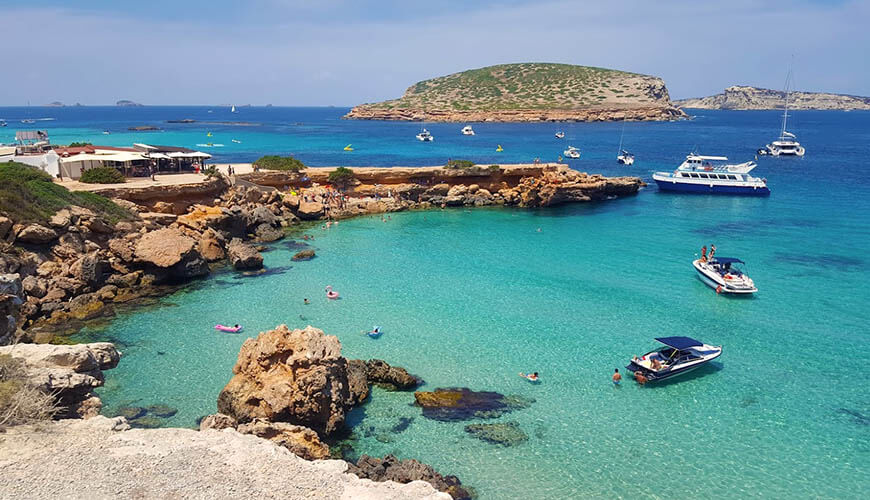 Cala Conta beach summer time