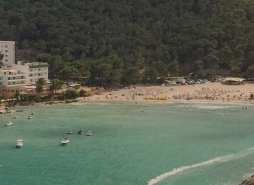 Apartamentos Playa Cala Llonga