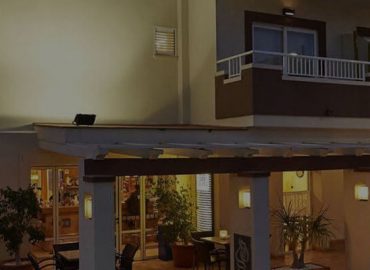 Lux Isla Hotel