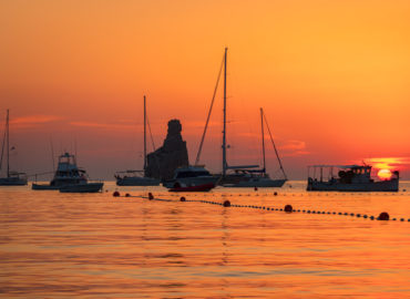 Gaming on the Go: The Ultimate Guide to UK iGaming While Traveling in Ibiza