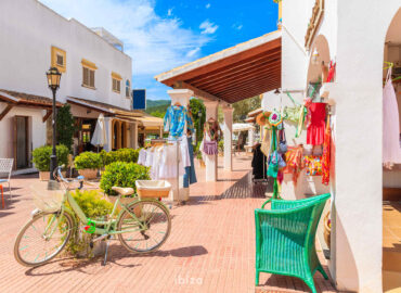 Exploring Ibiza by Caravan: A Complete Guide for Planning, Preparation, and Technical Know-How
